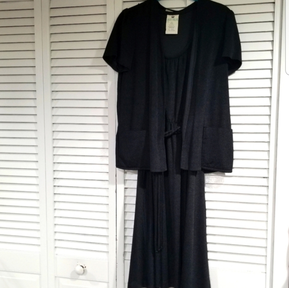 Vintage black dress with jacket - Picture 5 of 11